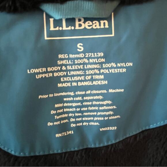 L.L. Bean women’s blue weather resistant hooded parka coat size Small EUC - Picture 7 of 11